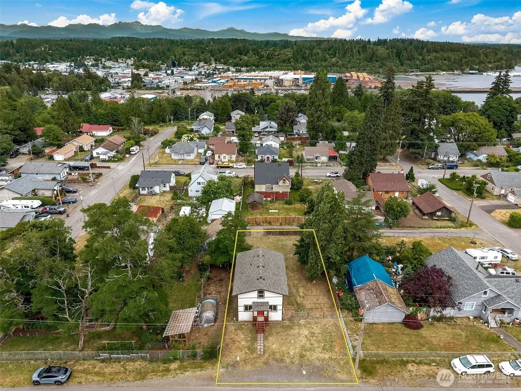418 Dearborn Avenue Shelton WA 98584