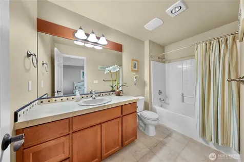 2029 240th Place SE Bothell WA 98021