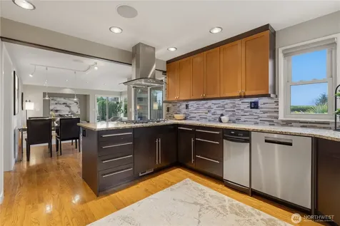 5701 137th Place SE Bellevue WA 98006