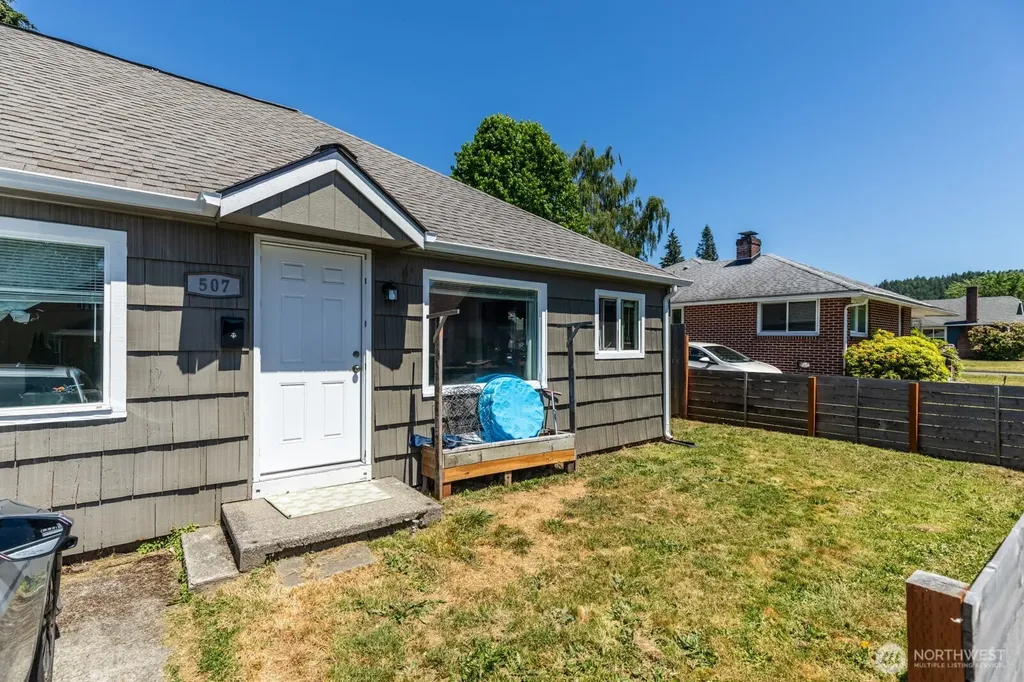 509 W Cherry Street Centralia WA 98531