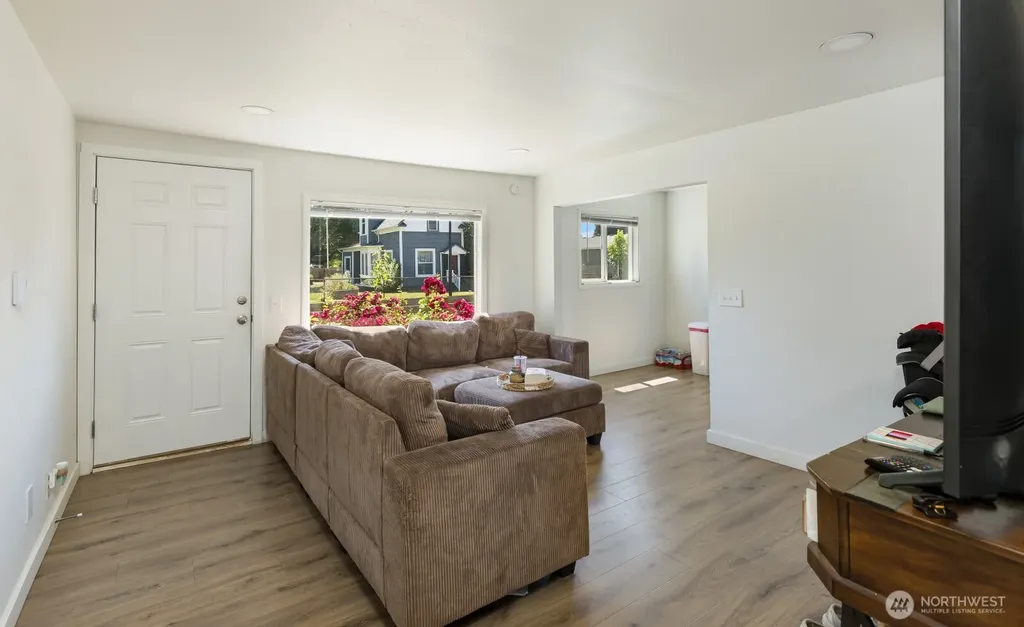 509 W Cherry Street Centralia WA 98531