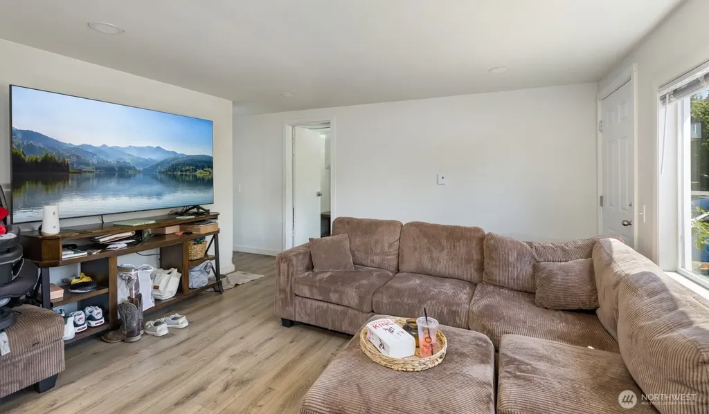509 W Cherry Street Centralia WA 98531