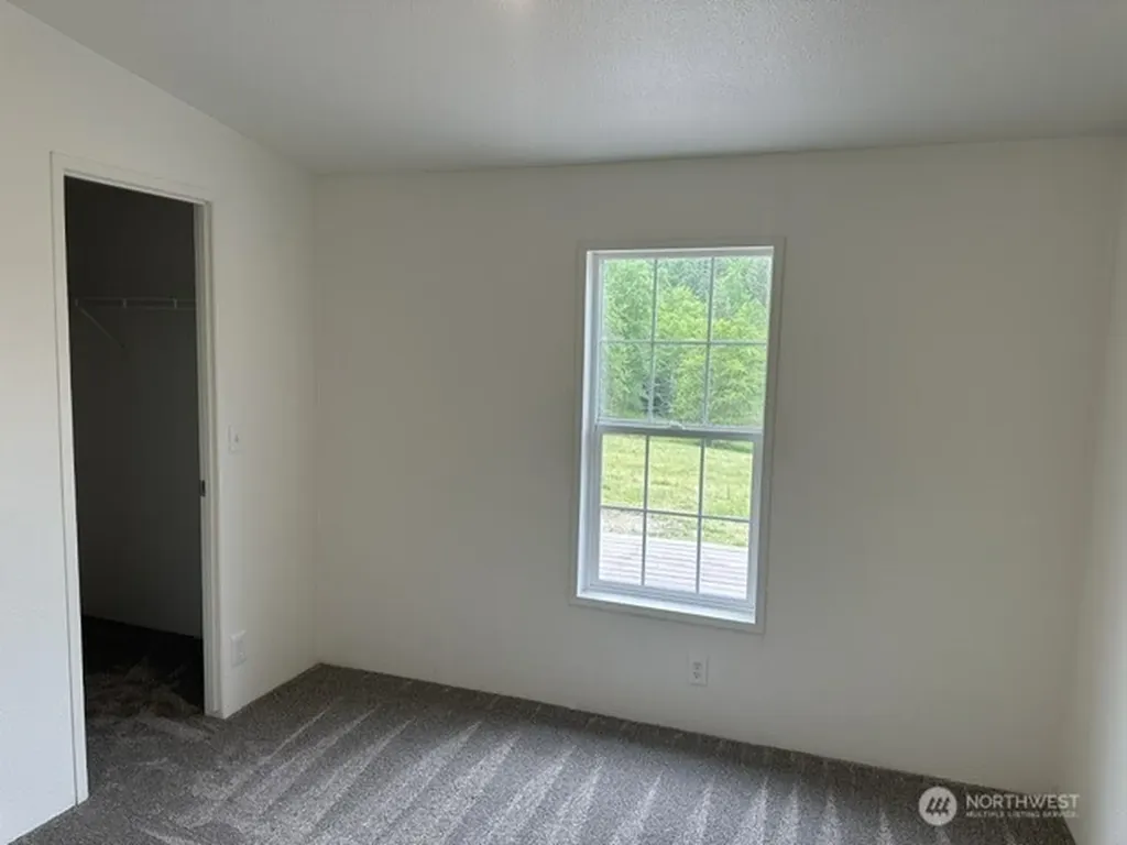 257 Easy Street Silverlake WA 98645