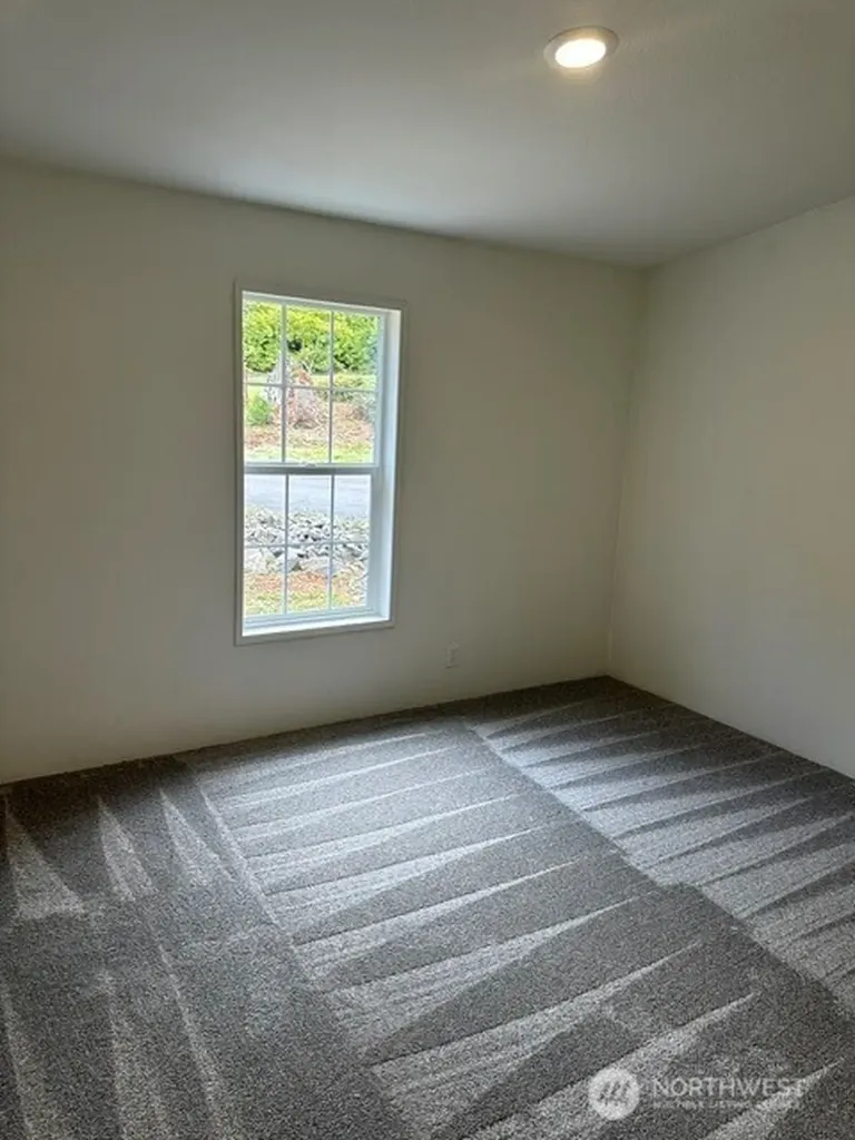 257 Easy Street Silverlake WA 98645
