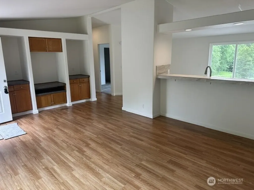 257 Easy Street Silverlake WA 98645