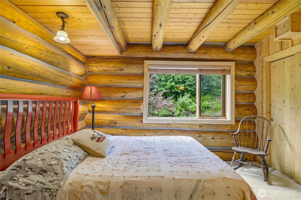 9350 N Fork Road Cashmere WA 98815