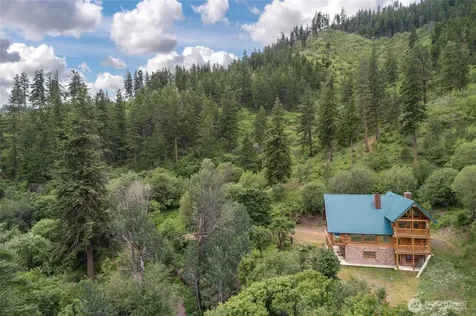 9350 N Fork Road Cashmere WA 98815