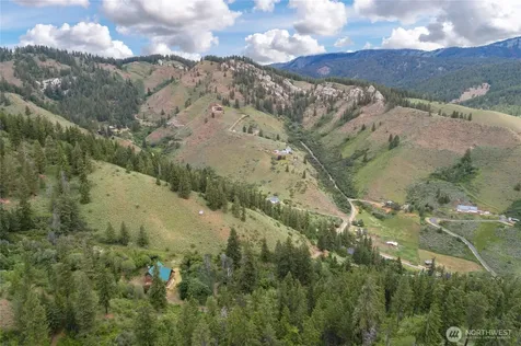 9350 N Fork Road Cashmere WA 98815
