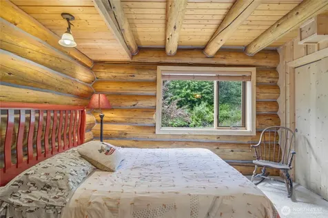 9350 N Fork Road Cashmere WA 98815