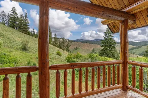 9350 N Fork Road Cashmere WA 98815