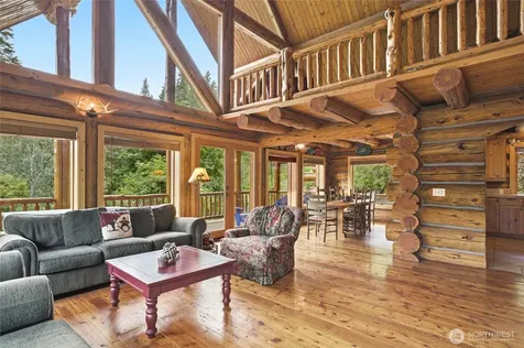 9350 N Fork Road Cashmere WA 98815