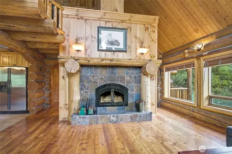 9350 N Fork Road Cashmere WA 98815