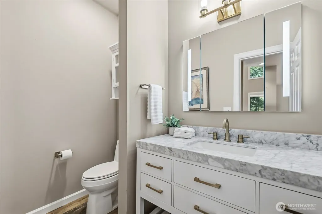12501 Nuthatch Drive NW Gig Harbor WA 98332