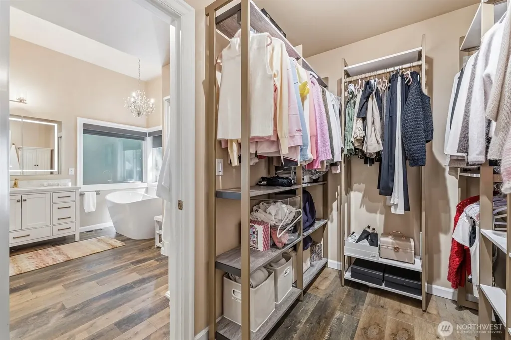 12501 Nuthatch Drive NW Gig Harbor WA 98332