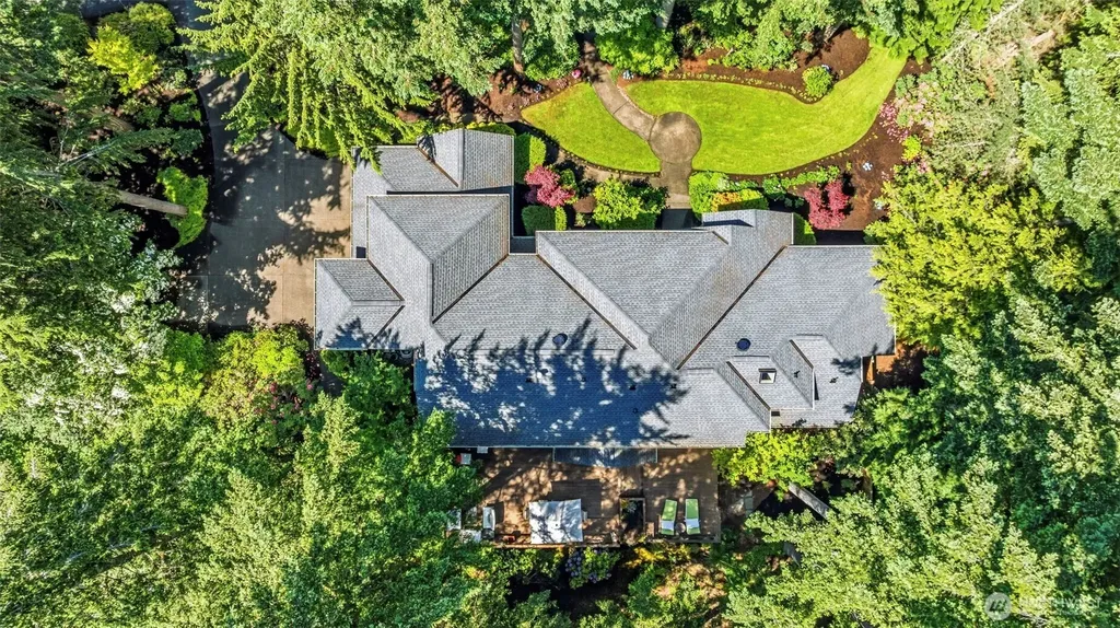 12501 Nuthatch Drive NW Gig Harbor WA 98332