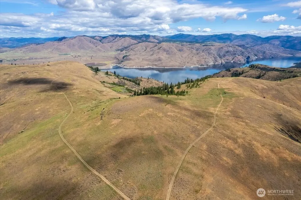 45000 Hanson Harbor Road N Wilbur WA 99185