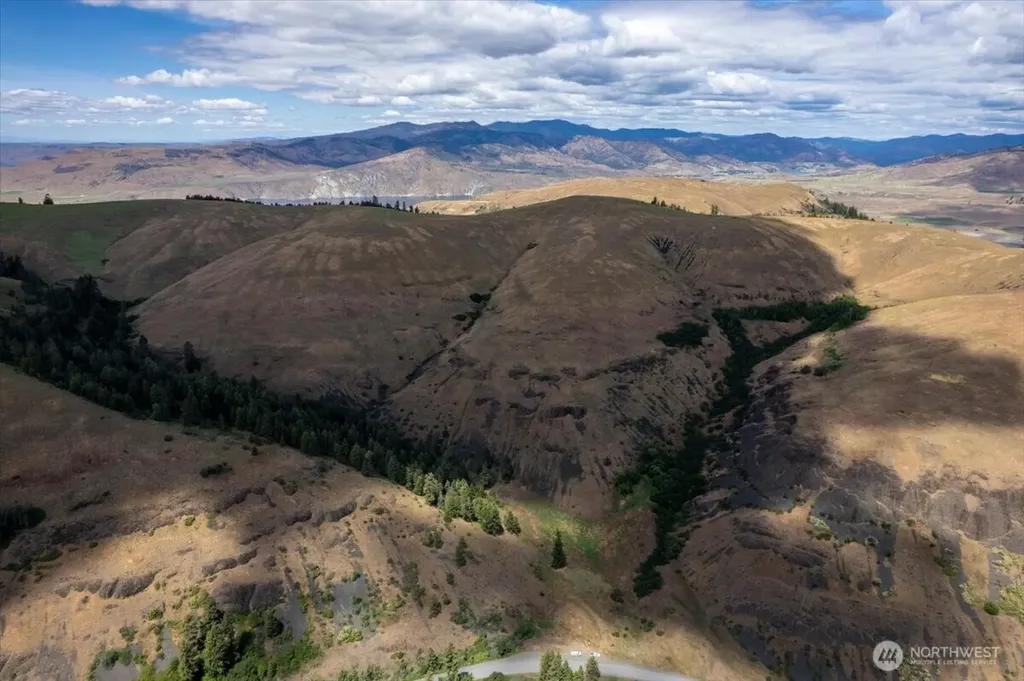 45000 Hanson Harbor Road N Wilbur WA 99185