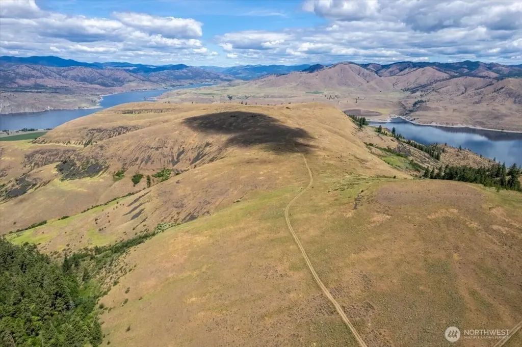 45000 Hanson Harbor Road N Wilbur WA 99185