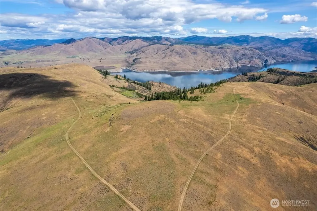 45000 Hanson Harbor Road N Wilbur WA 99185