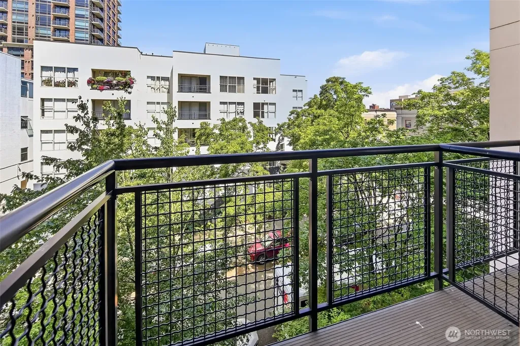 1323 Boren Avenue Seattle WA 98101