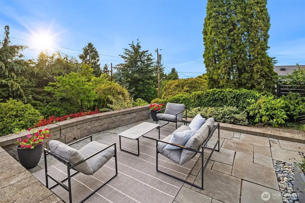 9020 26th Avenue NW Seattle WA 98117