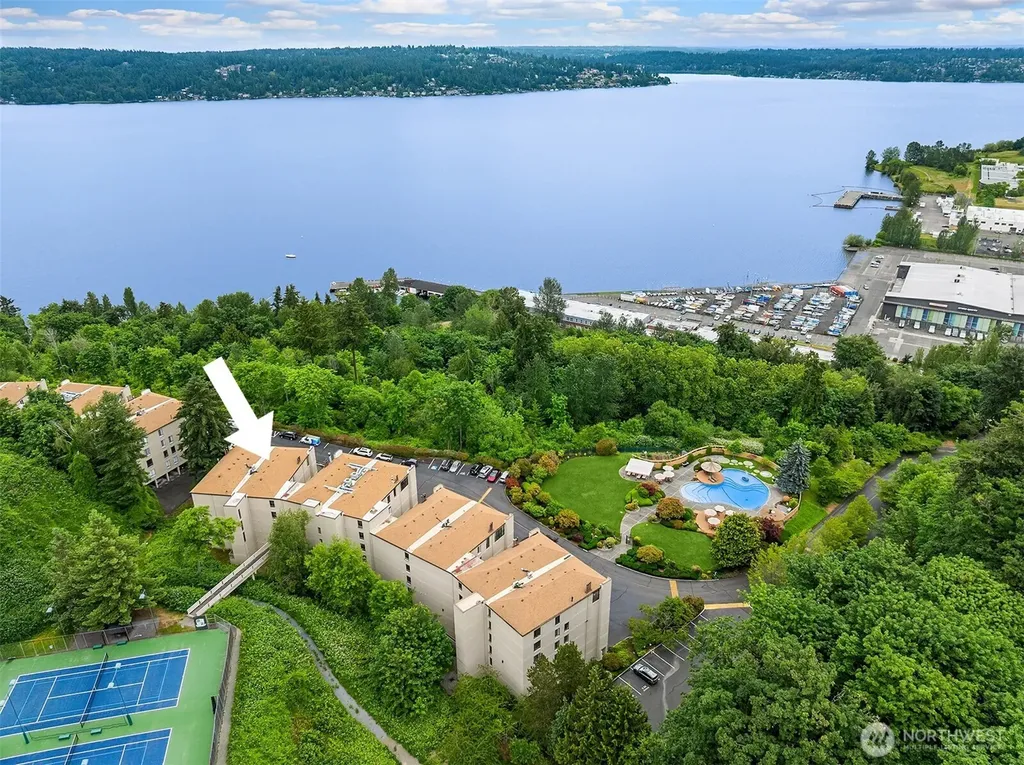 8001 Sand Point Way NE Seattle WA 98115