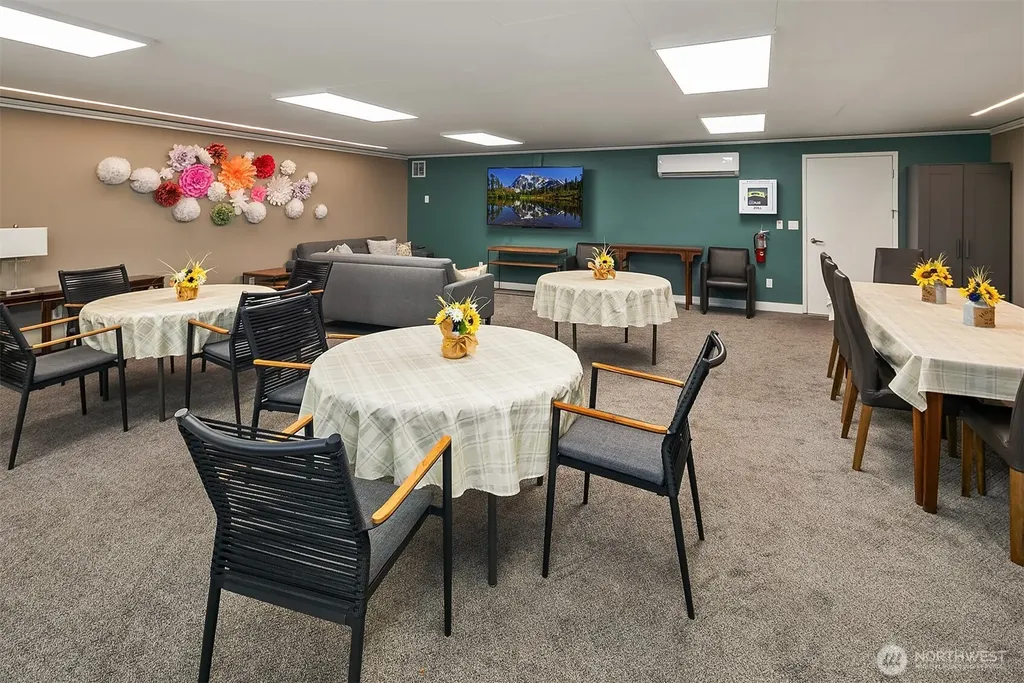8001 Sand Point Way NE Seattle WA 98115