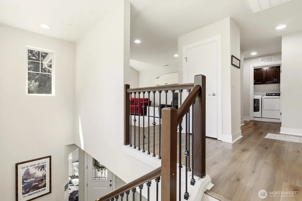 7430 NE 202nd Place Kenmore WA 98028