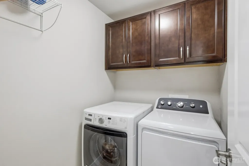 7430 NE 202nd Place Kenmore WA 98028