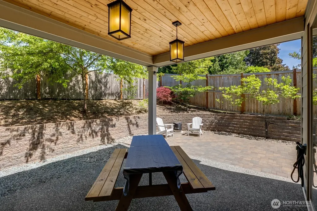 7430 NE 202nd Place Kenmore WA 98028