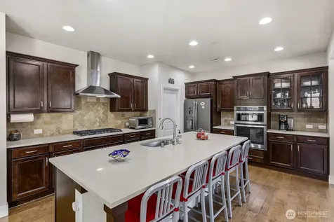 7430 NE 202nd Place Kenmore WA 98028