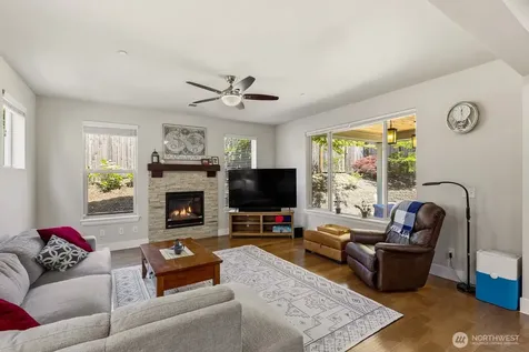 7430 NE 202nd Place Kenmore WA 98028
