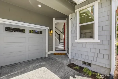 7430 NE 202nd Place Kenmore WA 98028