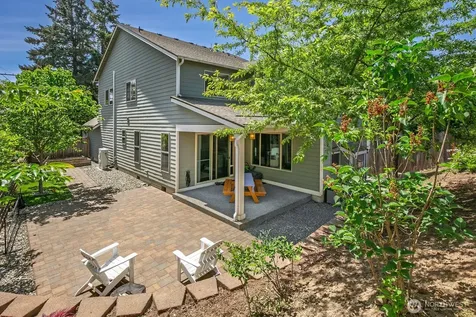 7430 NE 202nd Place Kenmore WA 98028