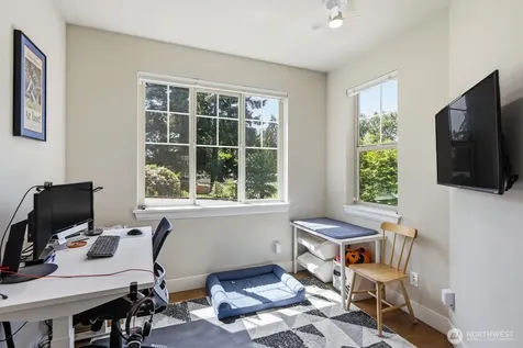 7430 NE 202nd Place Kenmore WA 98028