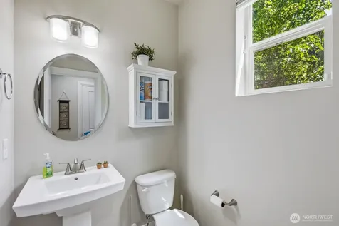 7430 NE 202nd Place Kenmore WA 98028