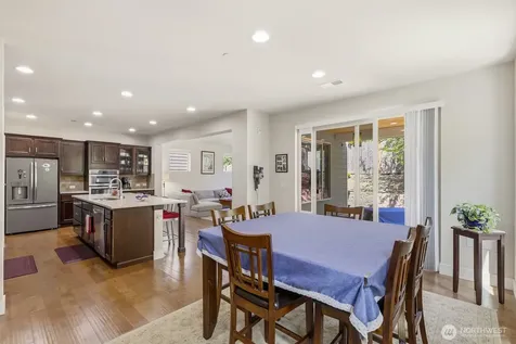 7430 NE 202nd Place Kenmore WA 98028
