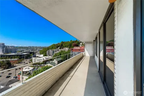521 5th Avenue W Seattle WA 98119