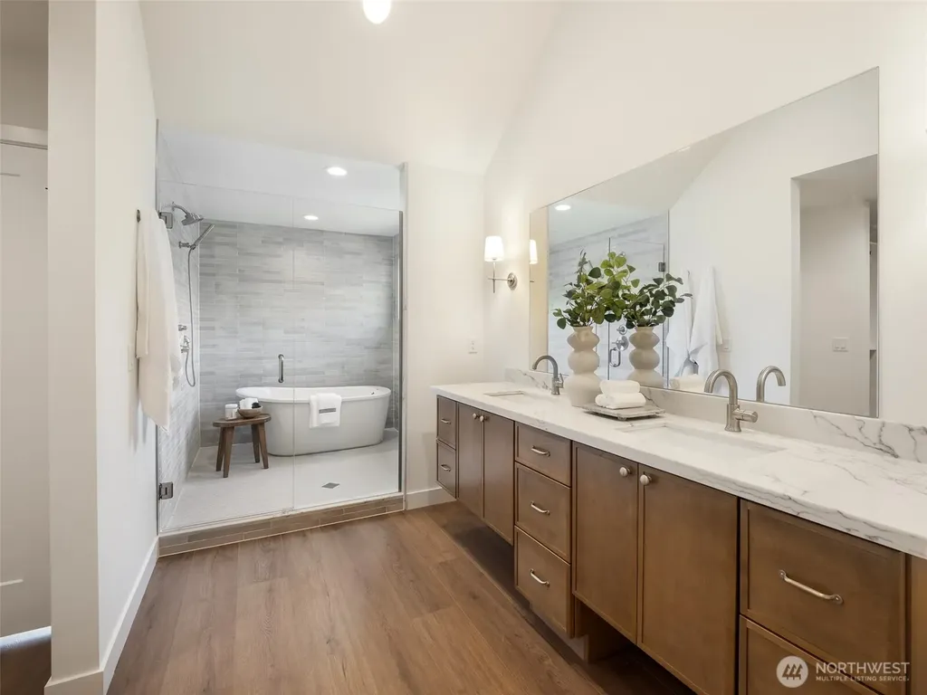 12544 2nd Avenue NW Seattle WA 98177