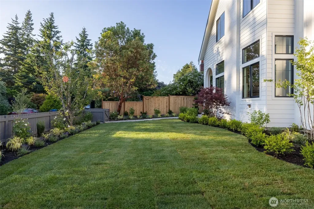 12544 2nd Avenue NW Seattle WA 98177