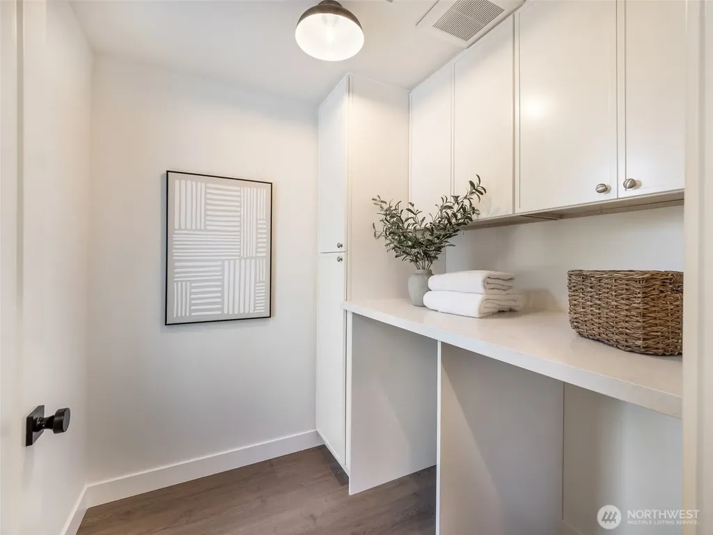 12544 2nd Avenue NW Seattle WA 98177