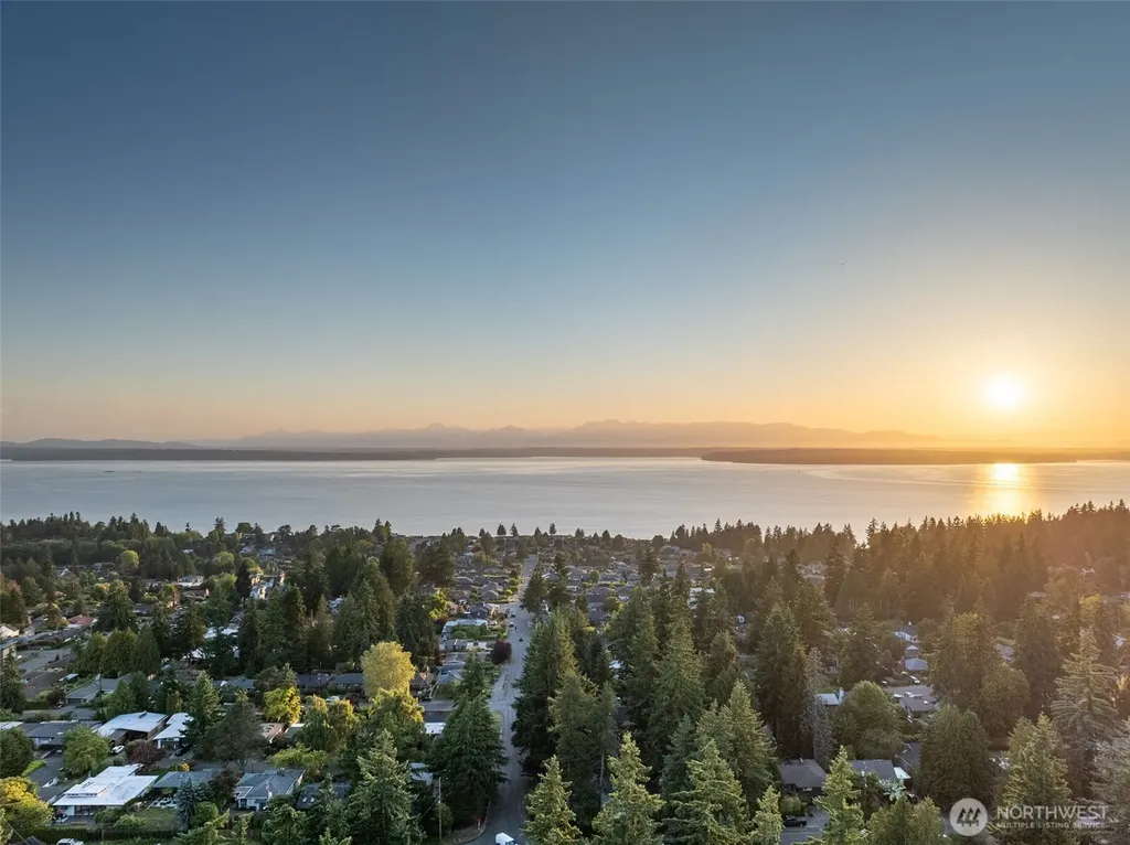 12544 2nd Avenue NW Seattle WA 98177