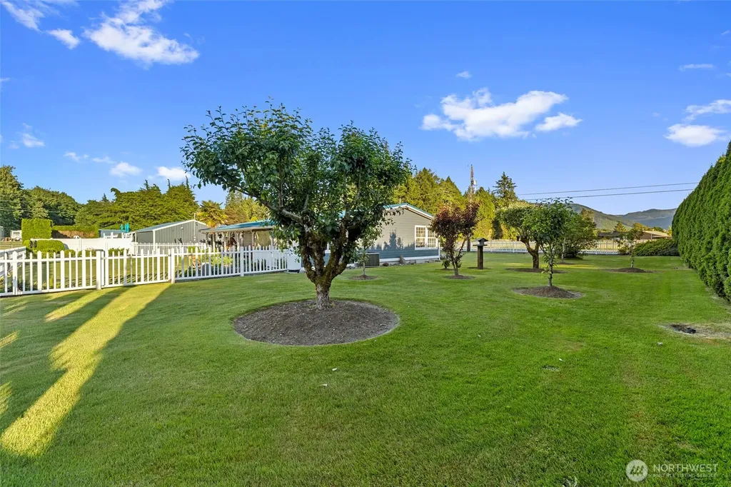 32993 Hamilton Cemetery Road Sedro Woolley WA 98284