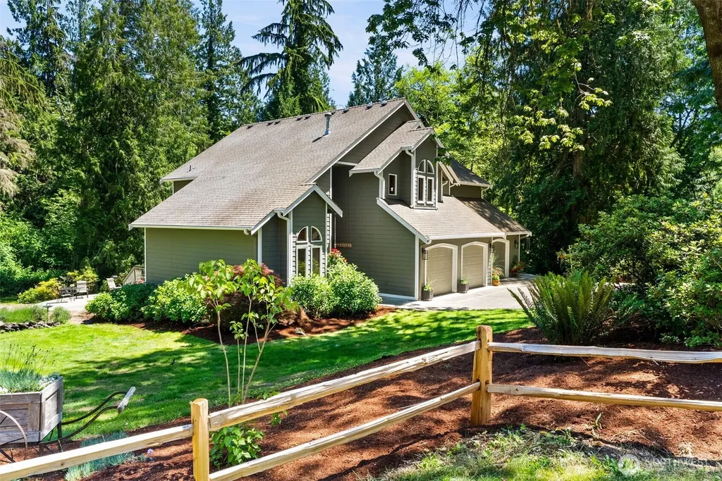 2705 NW Sullivan Drive Gig Harbor WA 98335