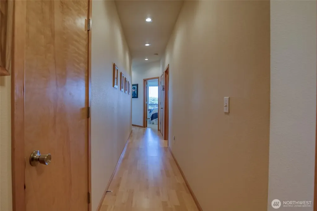 1003 S Sand Dune Avenue SW Ocean Shores WA 98569
