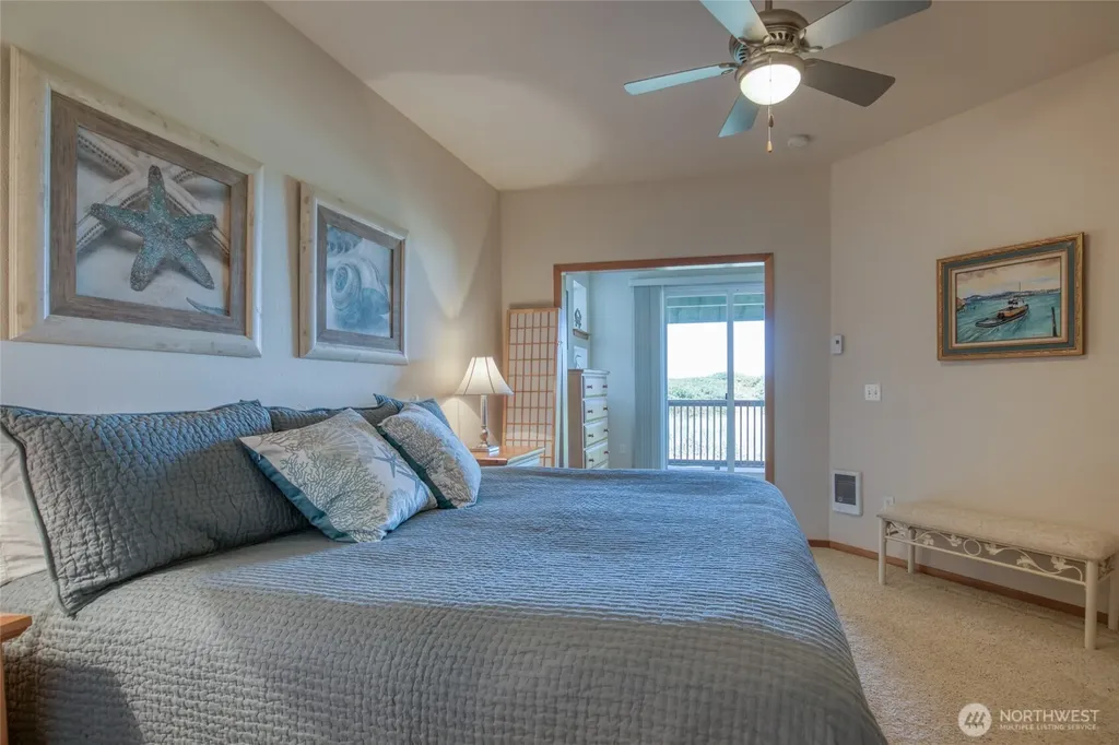 1003 S Sand Dune Avenue SW Ocean Shores WA 98569