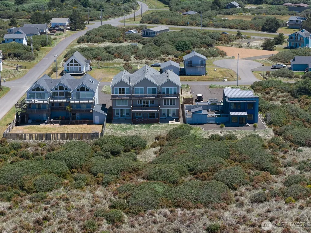 1003 S Sand Dune Avenue SW Ocean Shores WA 98569