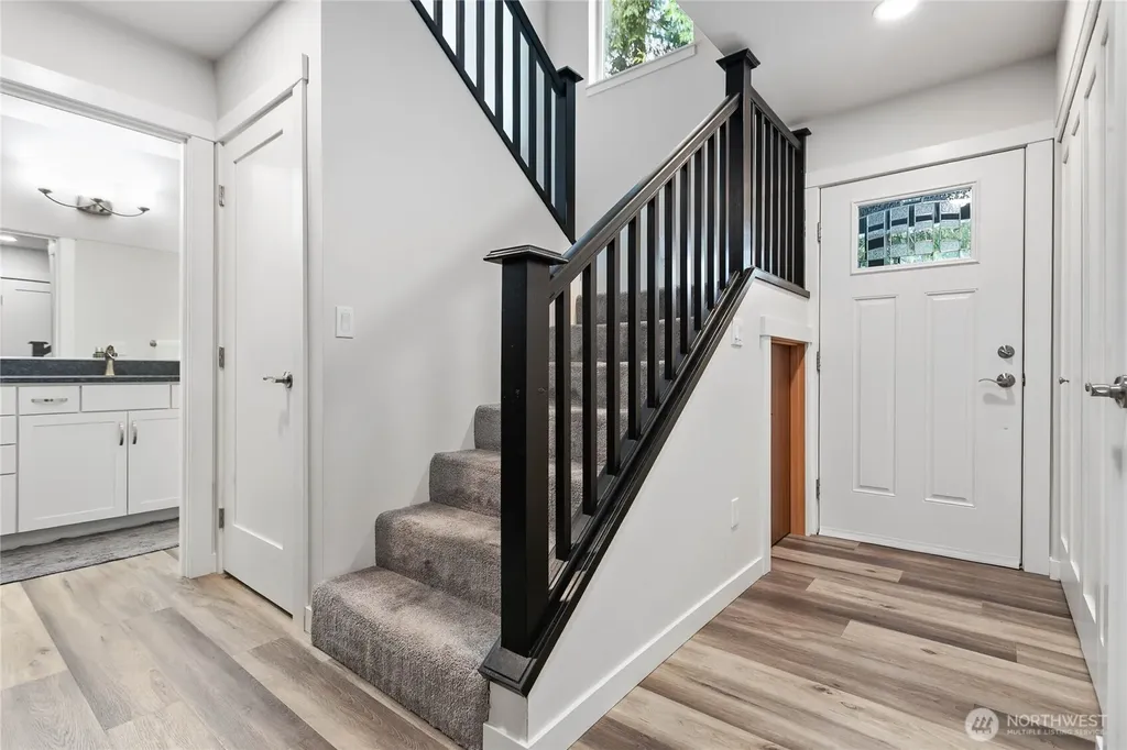 463 E Alder Drive Sedro Woolley WA 98284