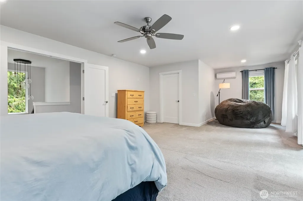 463 E Alder Drive Sedro Woolley WA 98284