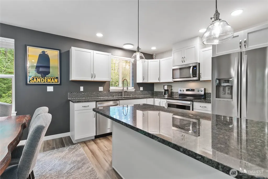 463 E Alder Drive Sedro Woolley WA 98284